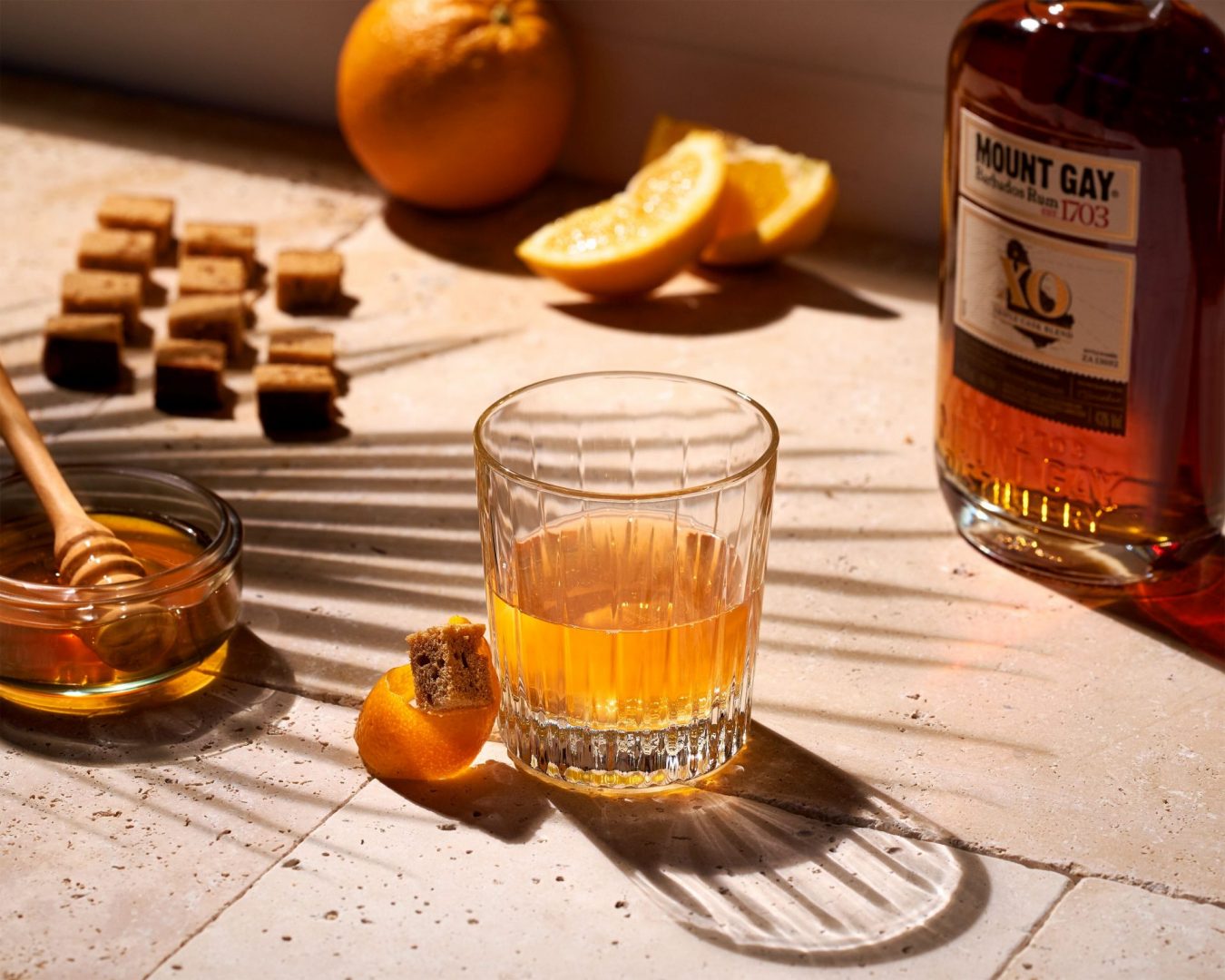Mount Gay-Photo-MOUNT GAY - HONEY OLD FASHIONED WINTER - close-up-OS (2)