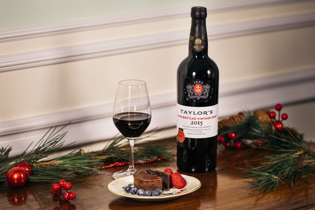 Taylor's LBV 2015 with chocolate desert - christmas (1) (1)